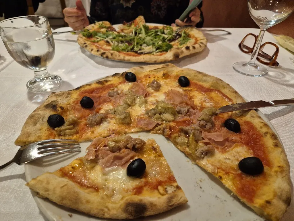 Ristorante Pizzeria Mora_Ponte San Pietro_slider_image_2