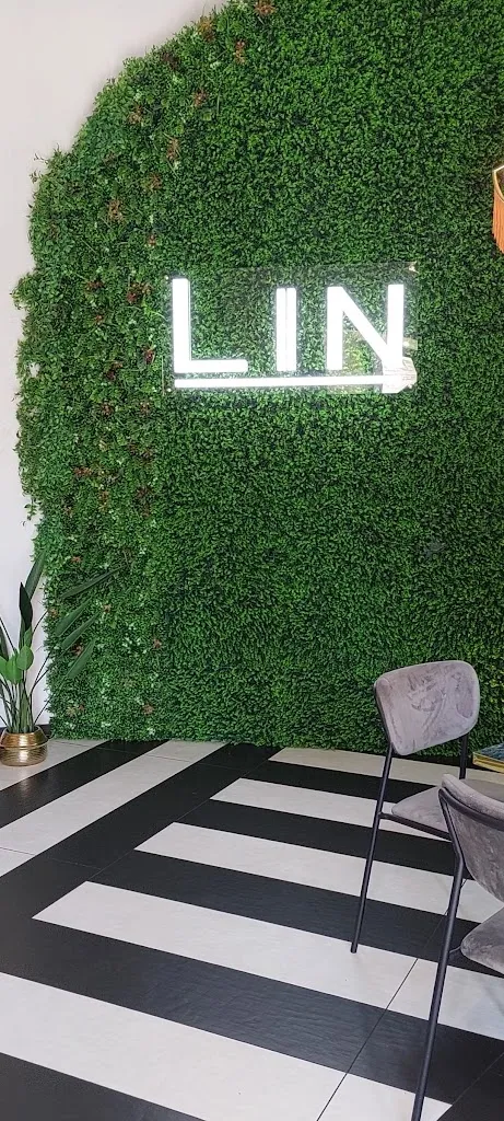 Sushi Lin Bitonto_Bitonto_slider_image_2