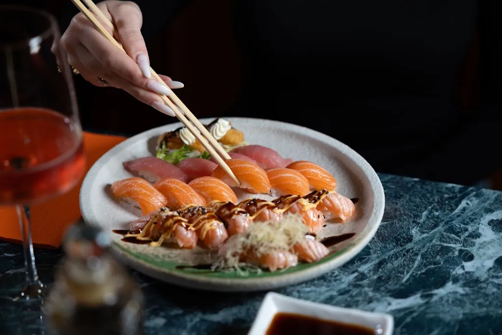 Sushi Lin Bitonto_Bitonto_slider_image_3