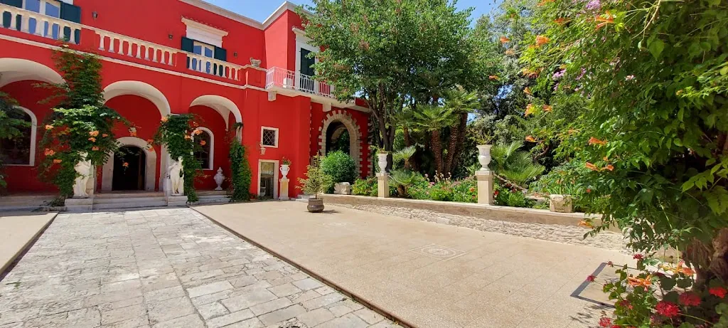 Villa Torrequadra già Conti Rogadeo restaurant in Bitonto