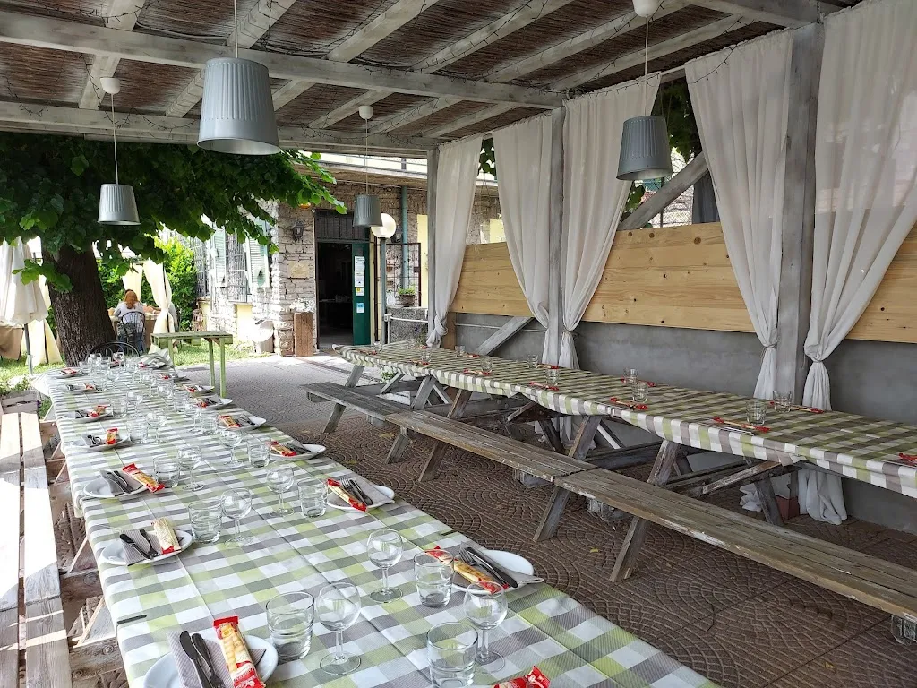 Osteria Nettare dei Santi restaurant in Pontida