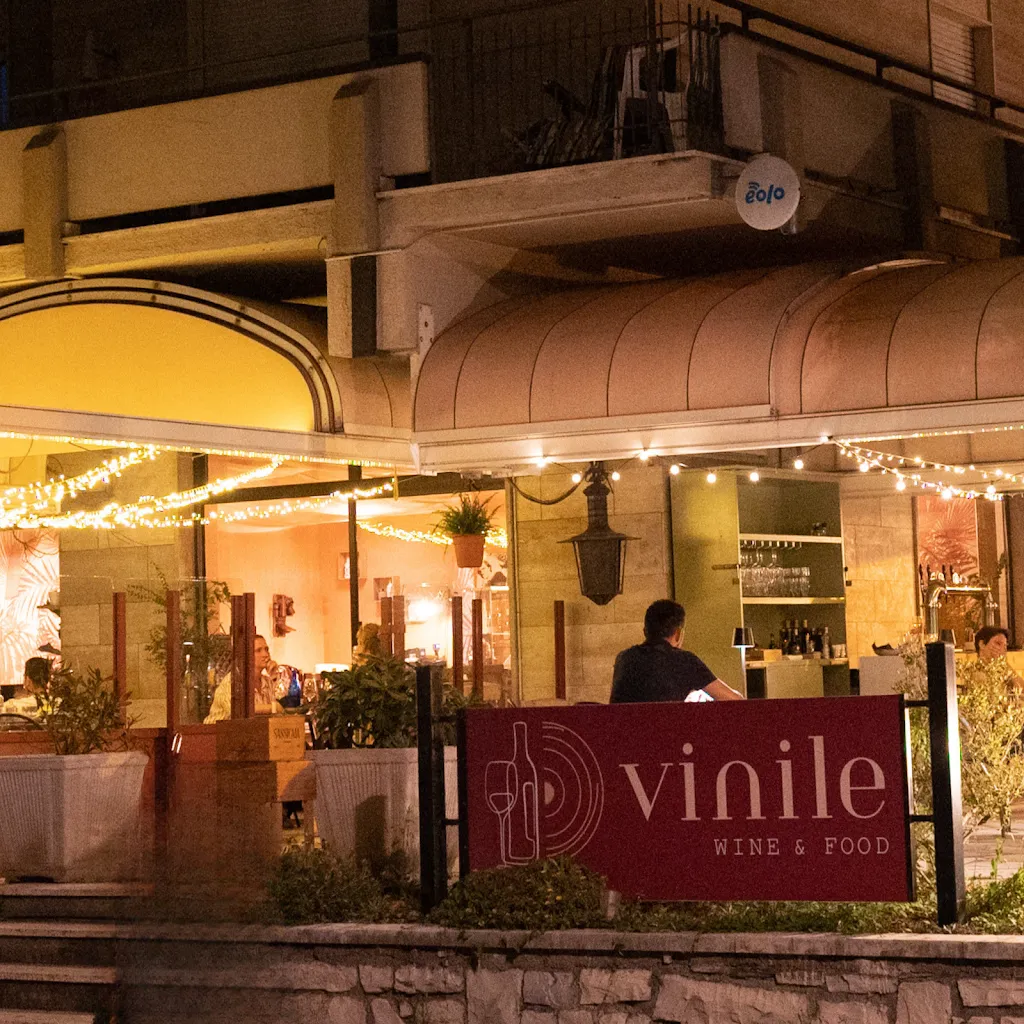 Vinile restaurant in Porlezza