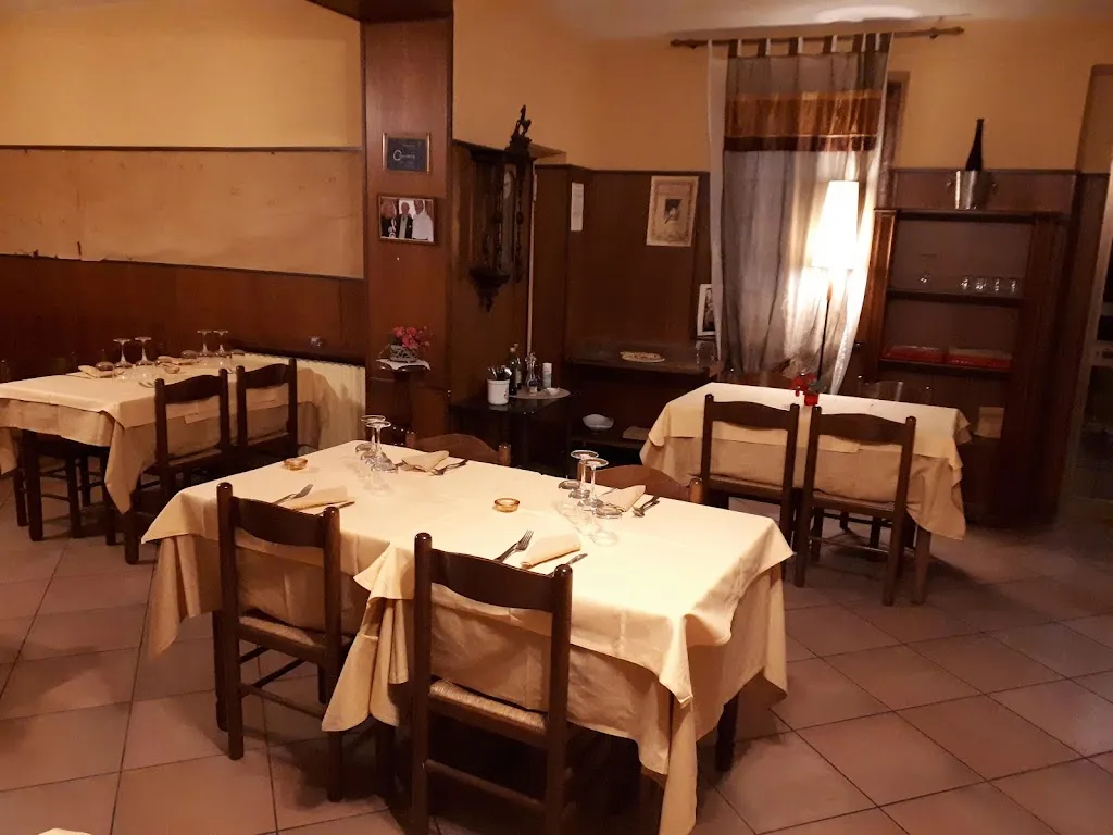 Osteria dei Pescatori restaurant in Portalbera