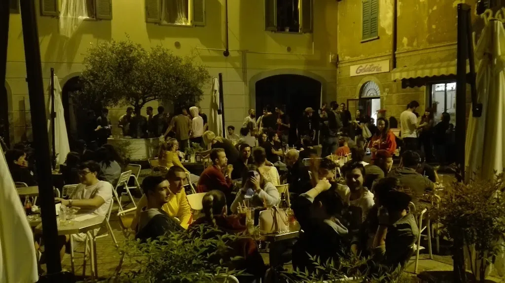 Pesa Bar_Pozzuolo Martesana_slider_image_3