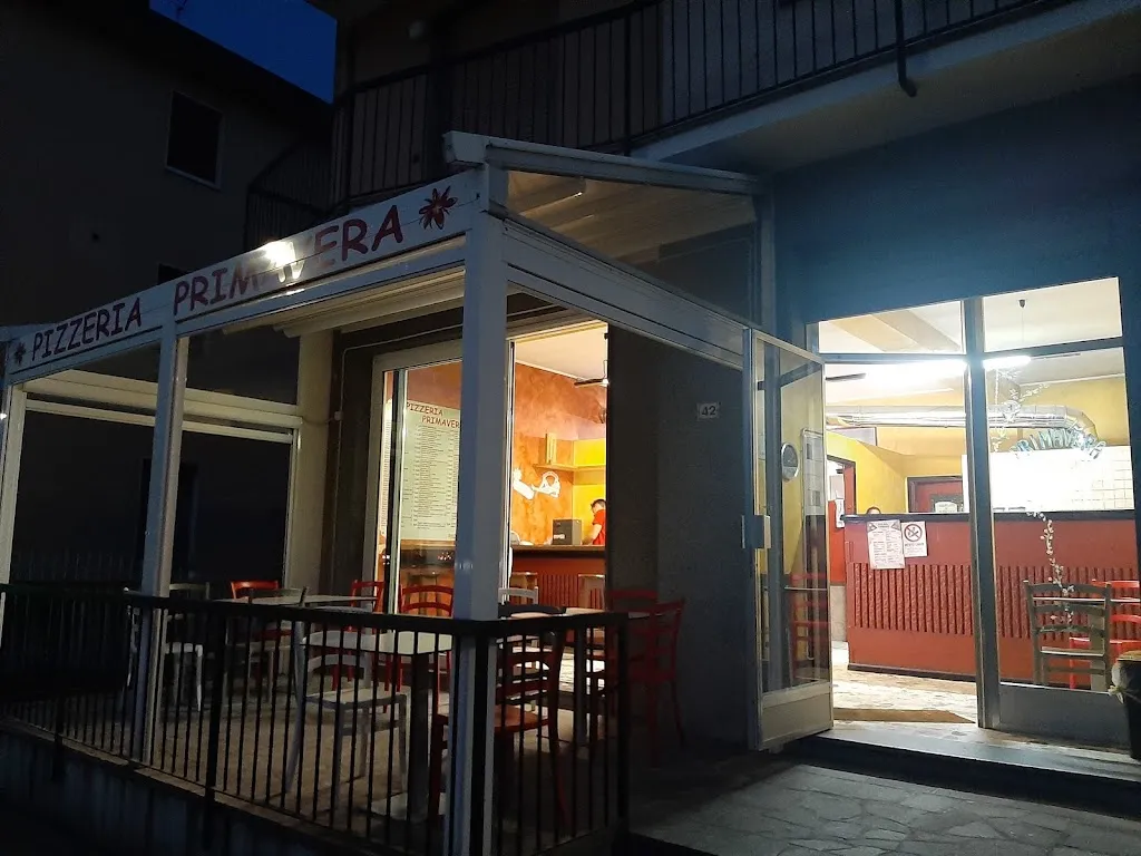 Pizzeria Primavera restaurant in Pradalunga