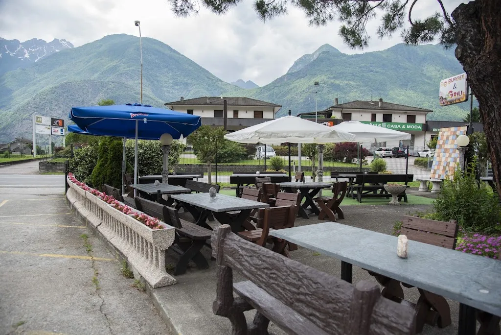 PIZZA&GRILL Muiá restaurant in Prata Camportaccio