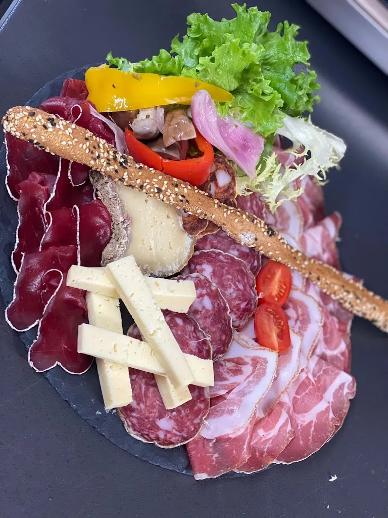 PIZZA&GRILL Muiá_Prata Camportaccio_slider_image_3