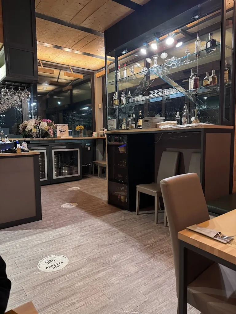 Nazim Uyar_C'ho Fame_Pregnana Milanese_review