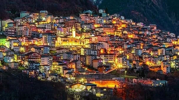 Pizza In Piazza_Premana_slider_image_2