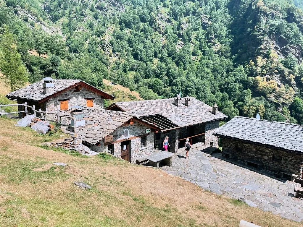 Alpe Promanighe_Premana_slider_image_1