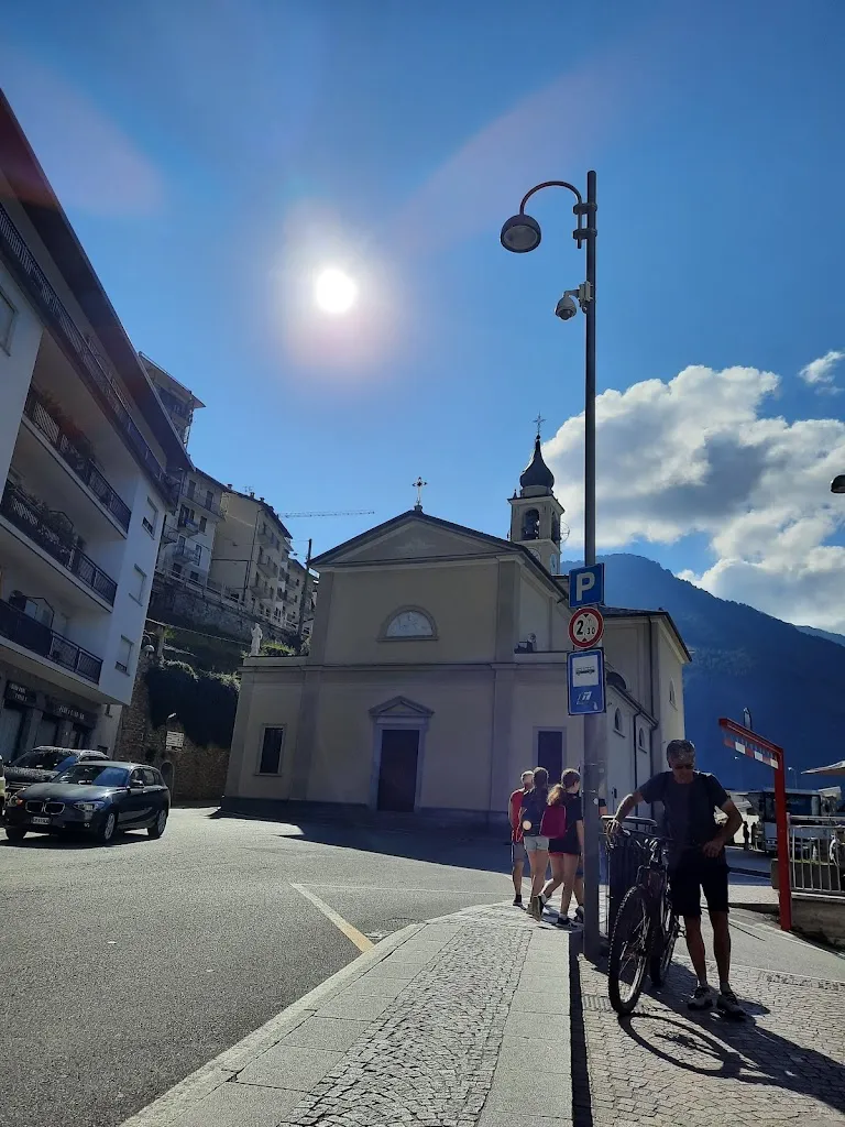 Frik Cafè_Premana_slider_image_3