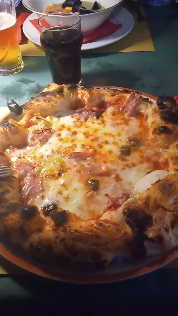 Searson Pub Ristorante Pizzeria_Premenugo_slider_image_2