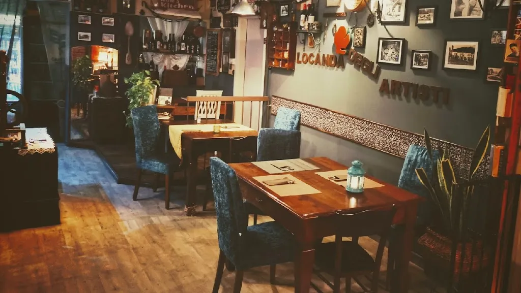 Locanda degli Artisti restaurant in Provezze