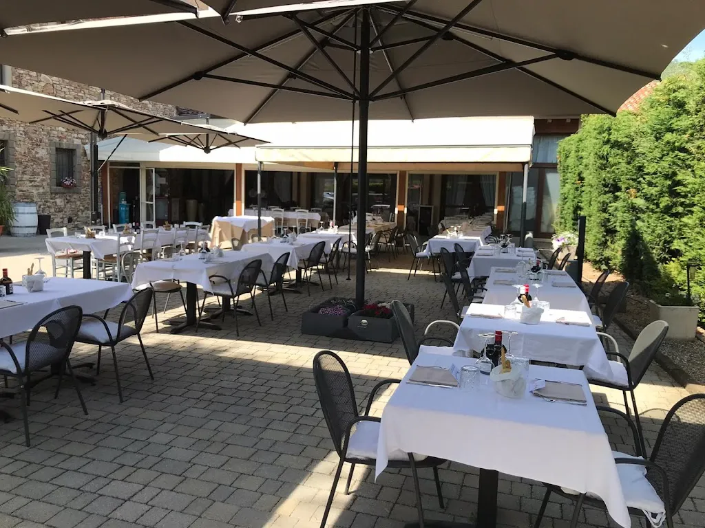 Cucina Badì restaurant in Provezze