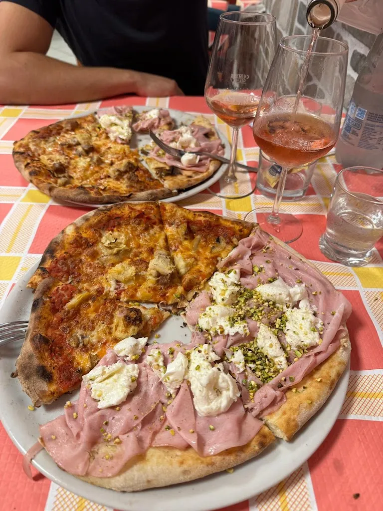 ilaria di mauro_L'Ammiraglio paposceria pizzeria_Cagnano Varano_review