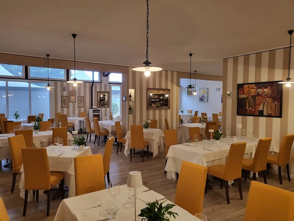 Ristorante Fior di Loto - Selezioniamo Carni pregiate restaurant in Puegnago sul Garda