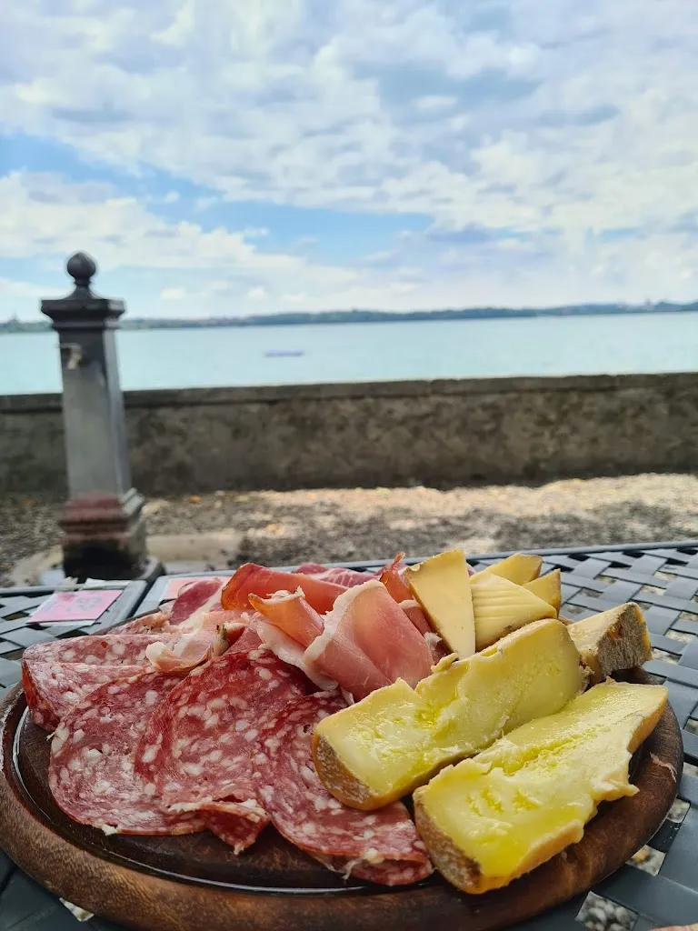 Ul Büscion del Lagh_Pusiano_slider_image_2