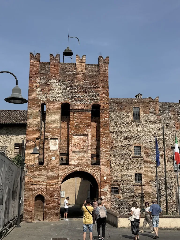 roberto bottelli_Castello Barbò_Pumenengo_review