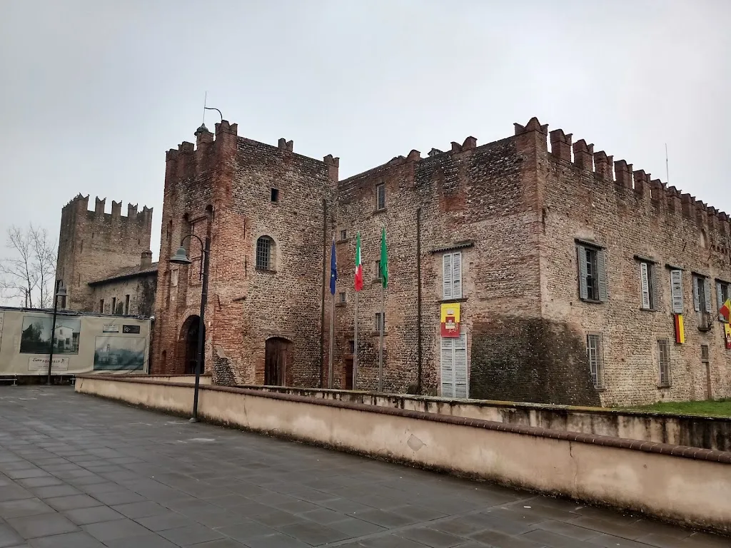 Chiara Alborghetti_Castello Barbò_Pumenengo_review