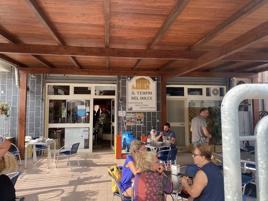 marco landucci_Bar Il tempio del dolce_Cagnano Varano_review