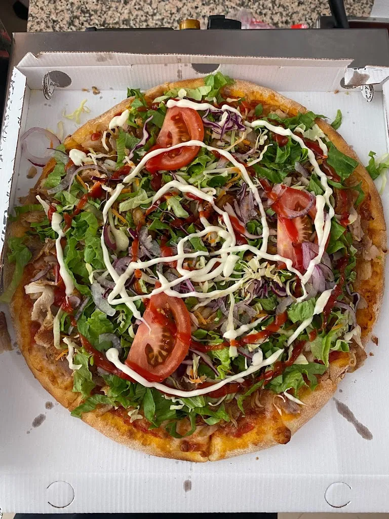 Pizza al volo & Kebab_Quistello_slider_image_2