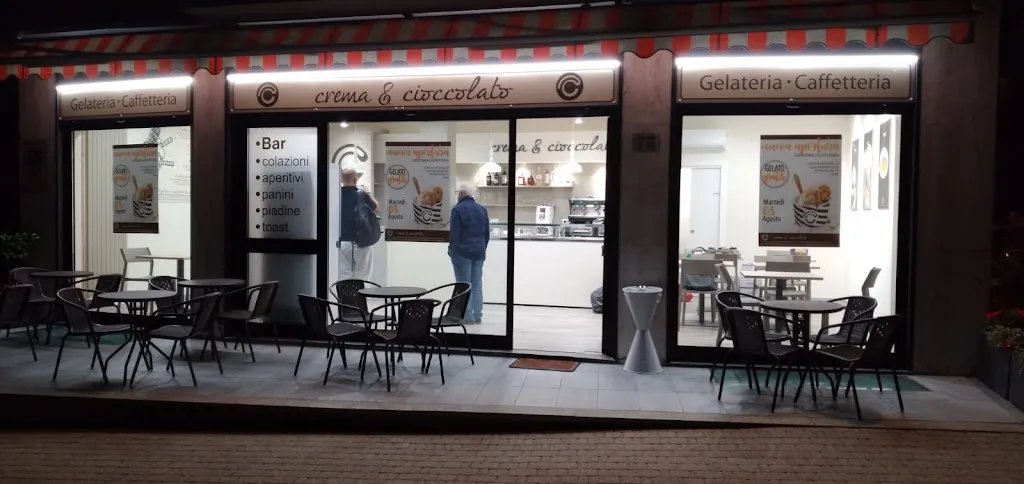 Gelateria Crema e Cioccolato_Regoledo_slider_image_1