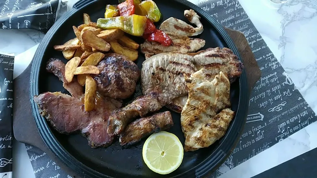 Egò Lounge Bar & Restaurant_Riozzo_slider_image_2