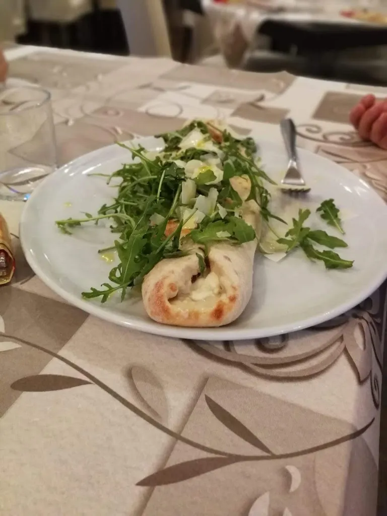 Giuseppe Casella_Pizzeria Le Colonne Restaurant_Ripalta Nuova_review