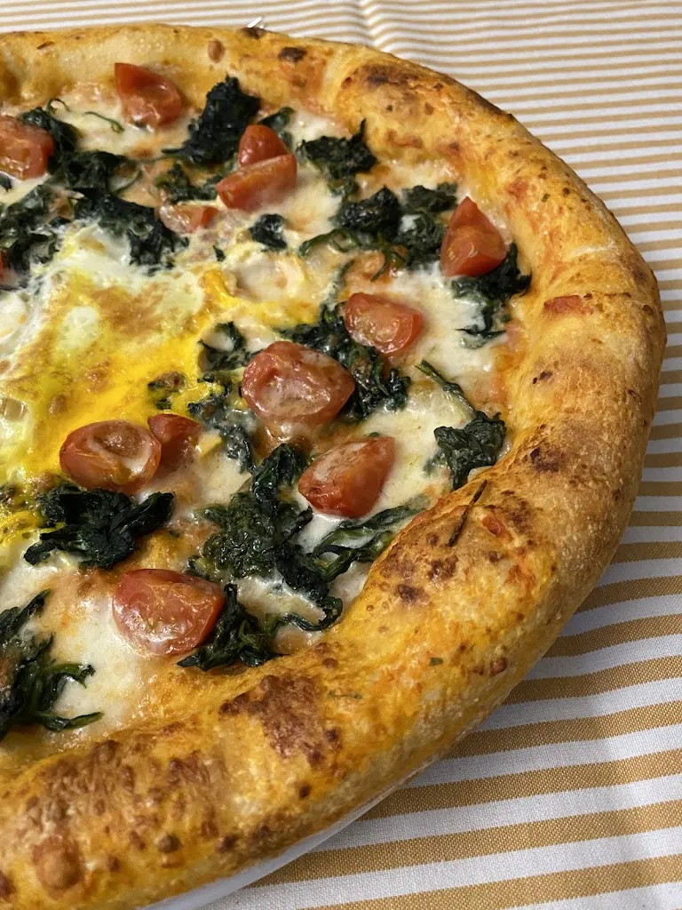 Pizzeria Bella Napoli Rivarolo Mantovano restaurant in Rivarolo Mantovano