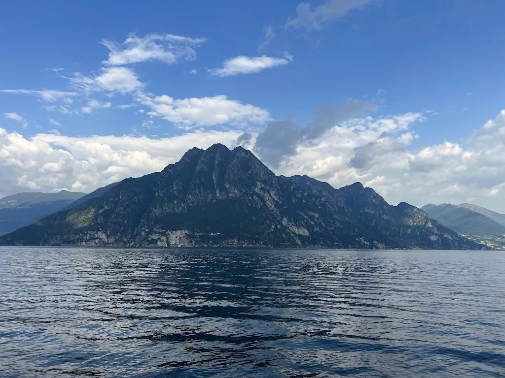 Aliaksandra Liebers_Trenta Passi Lake Iseo_Riva di Solto_review