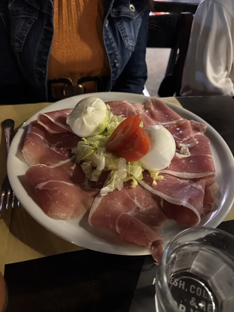 Limaal_BACCO TRATTORIA..RISTORANTE PUB BIRRERIA KOKTAIL BAR_Cagnano Varano_review