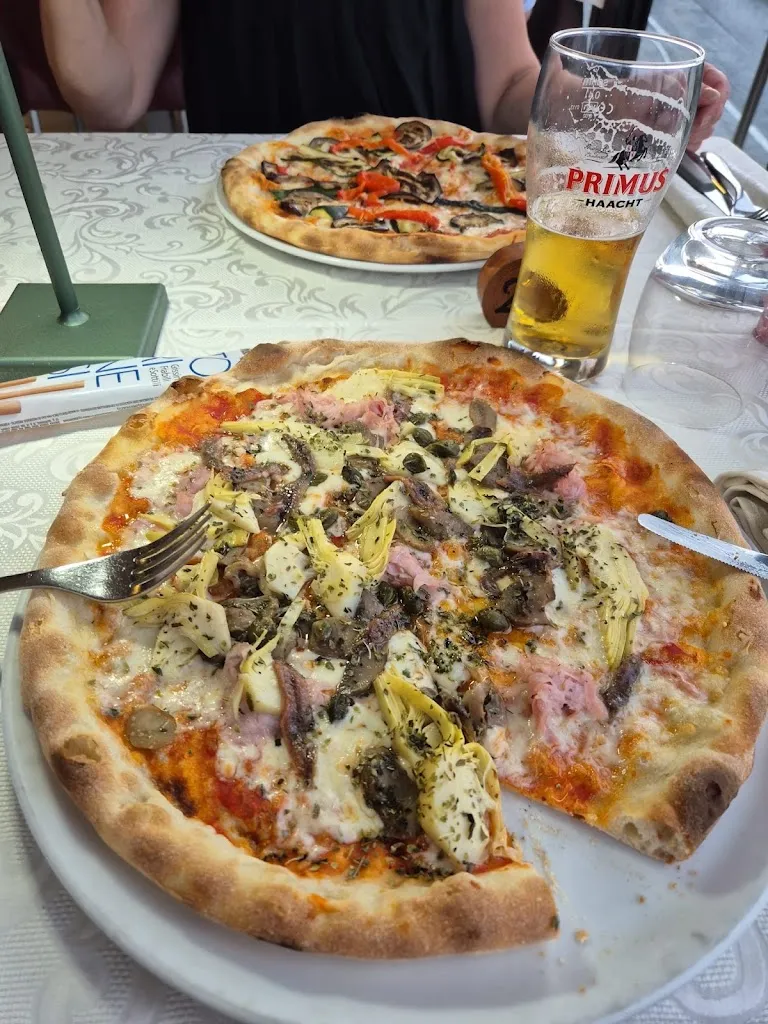 Restaurante pizzeria Bellavista restaurant in Riva di Solto