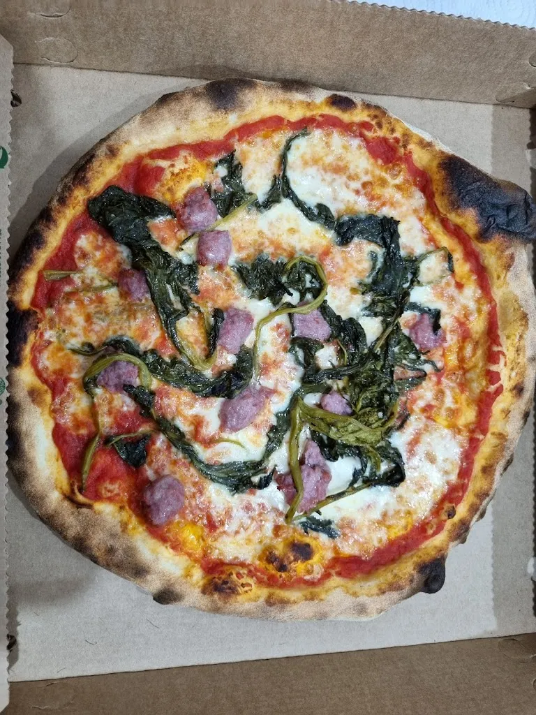 Pizzeria Sole e Mare_Robbio_slider_image_1