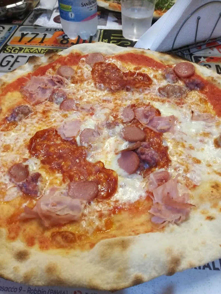 Ninfea Rosa_Stuzzi Pizza_Robbio_recensione