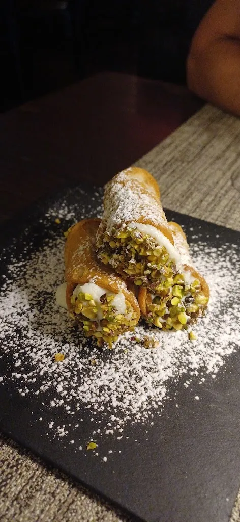 Tom Halpin_Rendez-Vous Bistrot_Brindisi_review