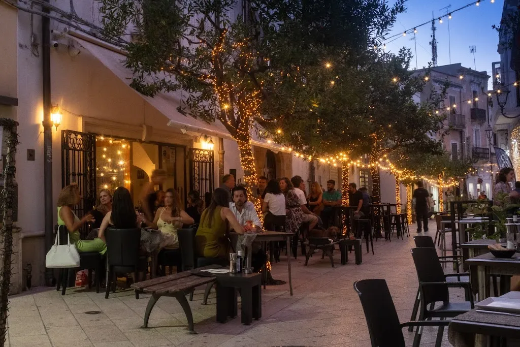 Rendez-Vous Bistrot restaurant in Brindisi