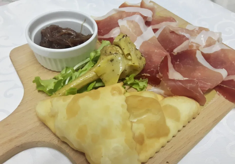 Ristorante Pizzeria Mantova - Rendez Vous - Cucina Tipica Mantovana_Rodigo_slider_image_2