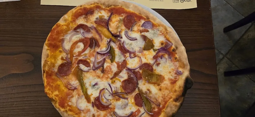 p_Crown's Pub_Rogolo_review