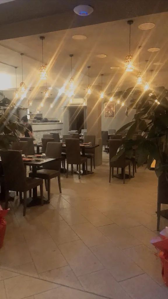 Imo Sushi Bar restaurant in Roè Volciano