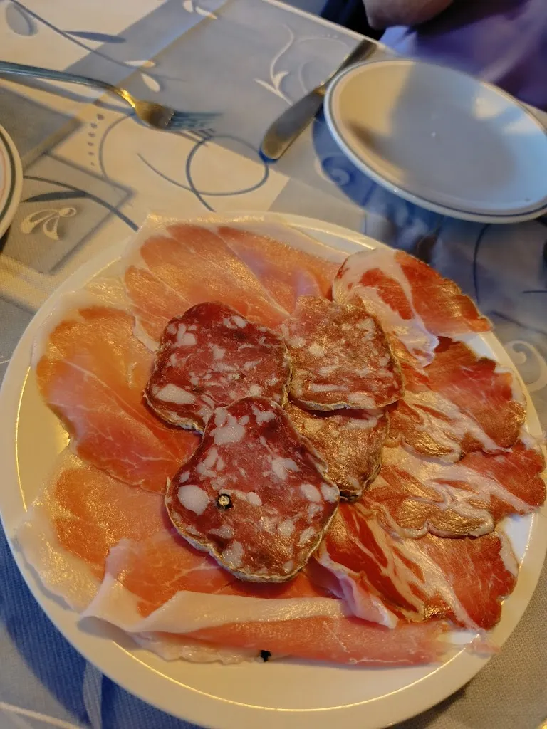 Blu River Ristorante Pizzeria restaurant in Romagnese