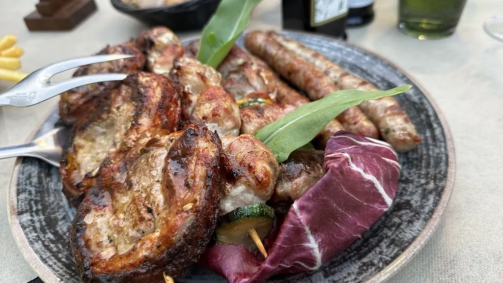 Dennis Johannesson_Don Angus_Brindisi_review