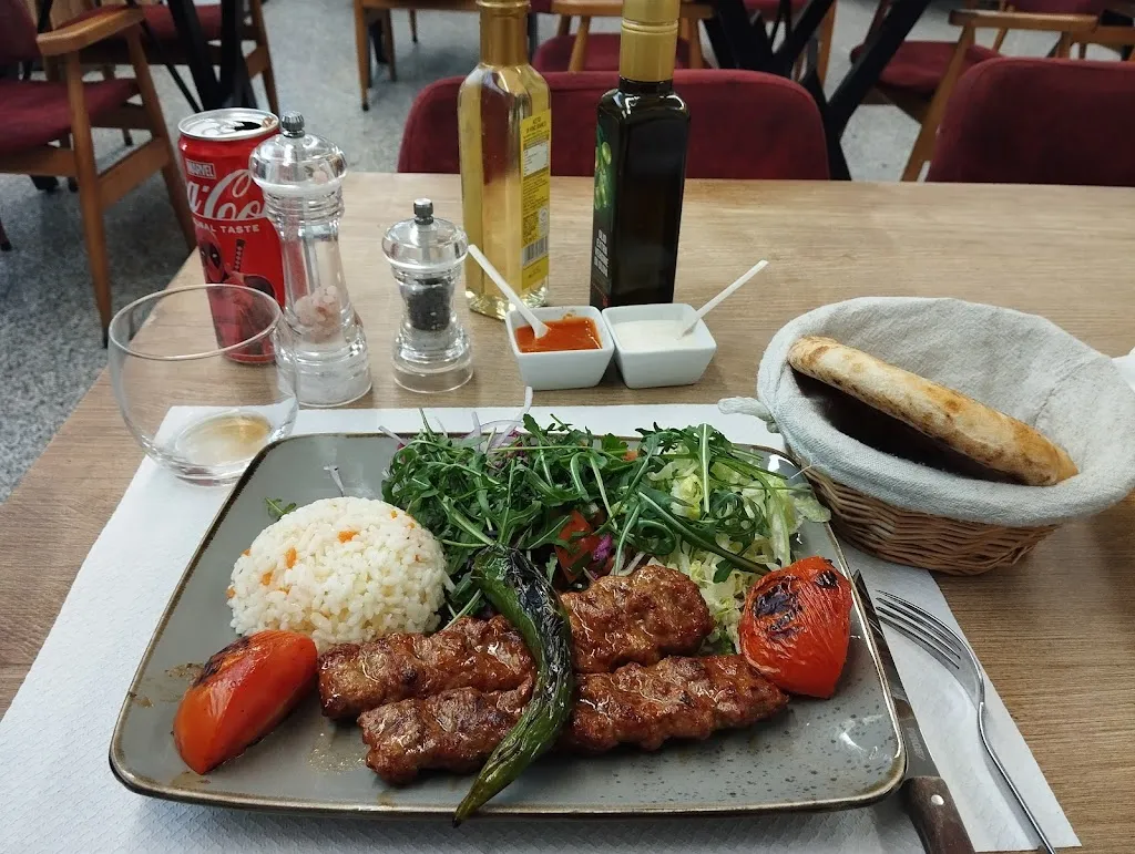 Susanto Andri_SANTA SOFIA PIZZA - KEBAP - GRILL_Rogoredo-Valaperta-Rimoldo_recensione