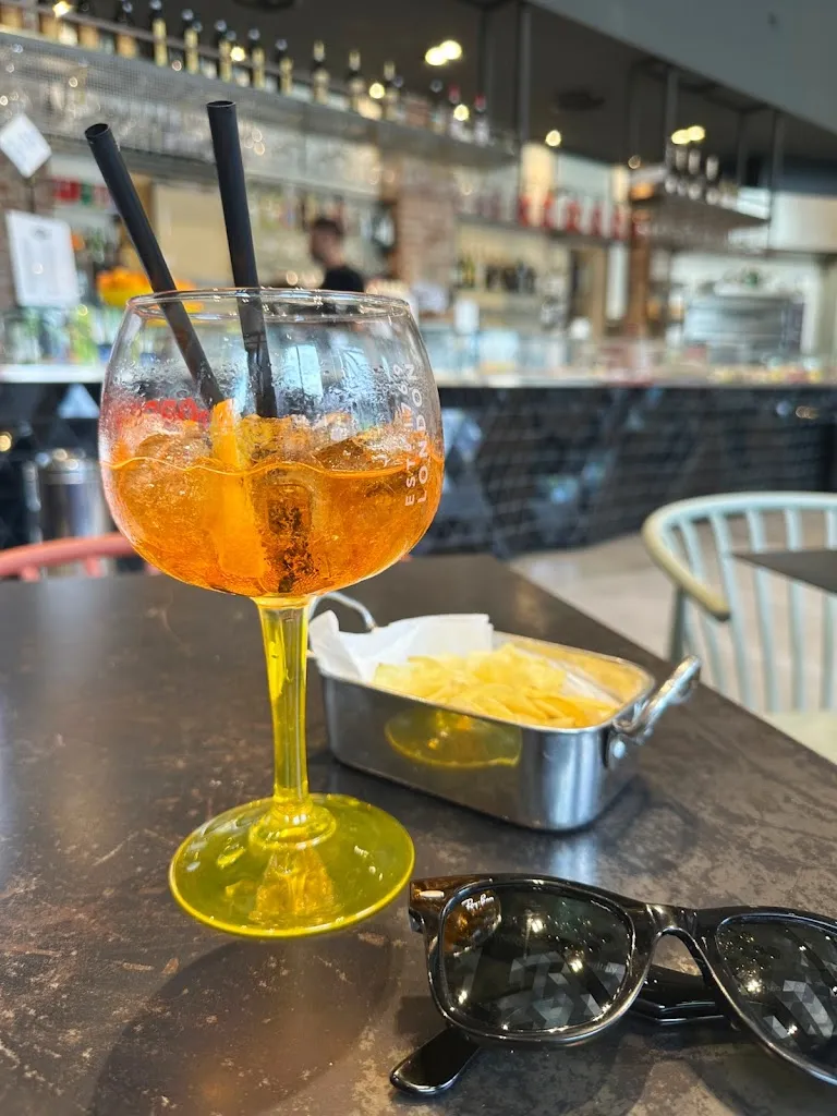 Stefano Tarantino_POST OFFICE_Rogoredo-Valaperta-Rimoldo_review