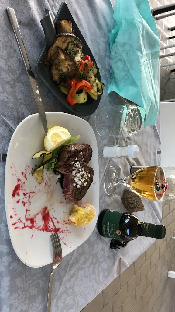 Giorgos Papaioannou_Nonna Dina Bar Ristorante Pizzeria_Romanengo_review