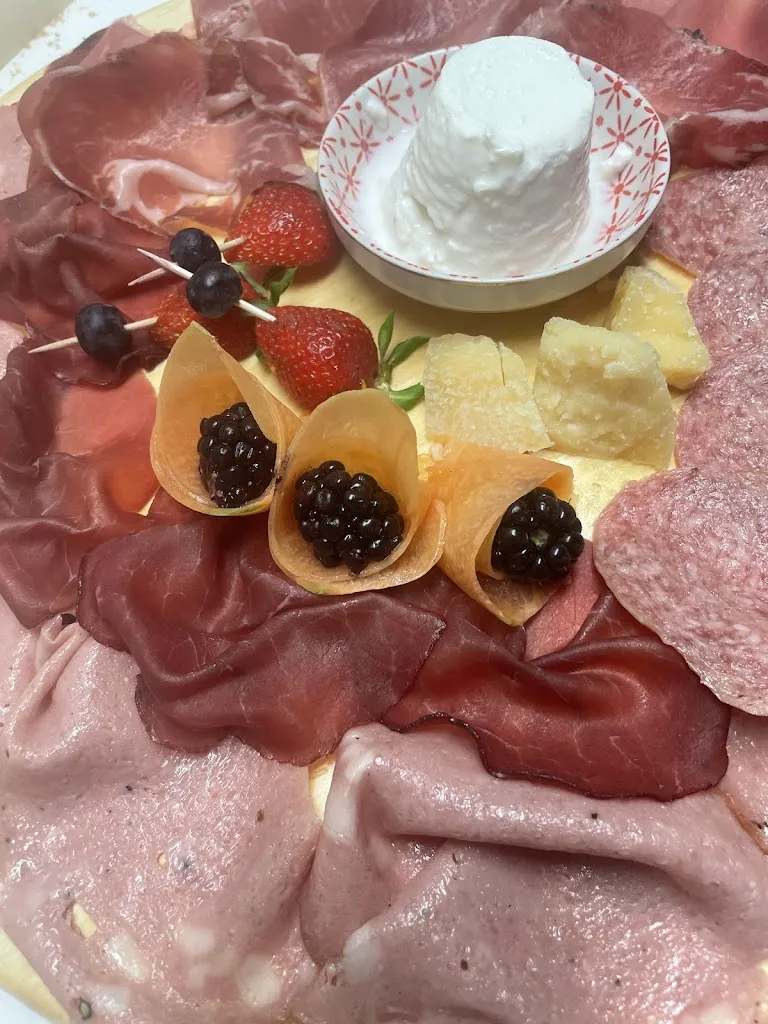 Ristorante Il Nuovo Sorriso_Roncaro_slider_image_3