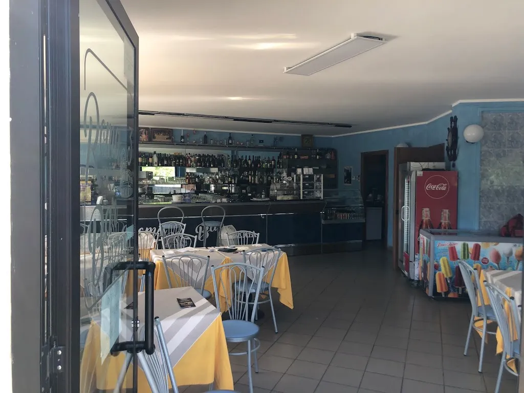 PIZZERIA BAR ROMA 3 restaurant in Roncaro