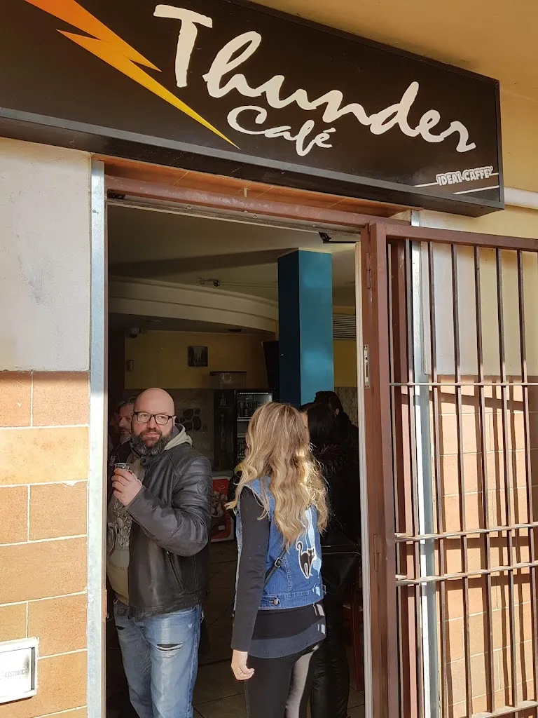 Thunder Cafe'_Roncello_slider_image_1