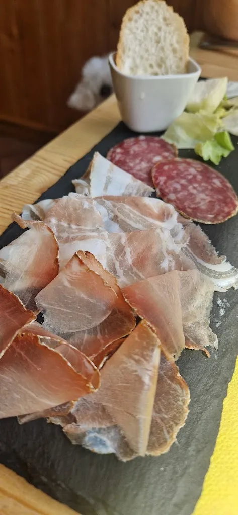 Cry_Rifugio Escursionistico La Valle Del Drago_Roncobello_review