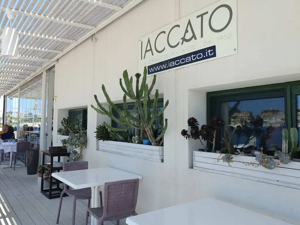 Marea Seaside Experience restaurant in Brindisi