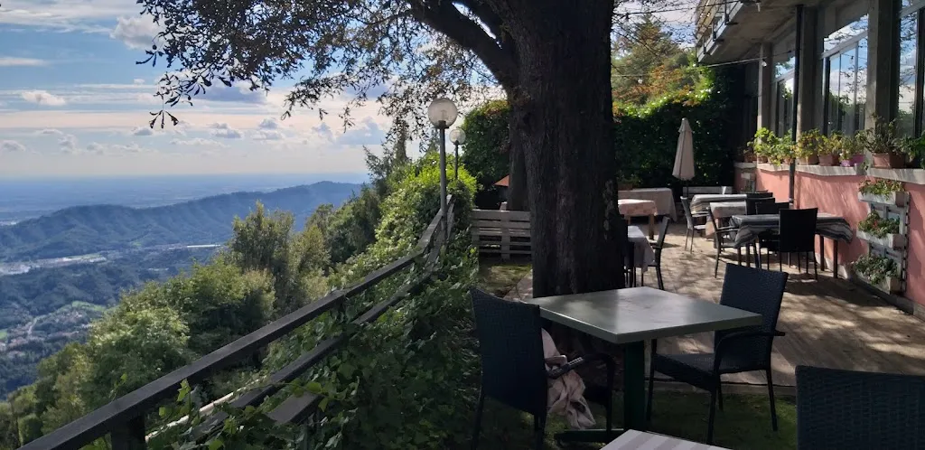 Ristorante Belvedere - Roncola restaurant in Roncola